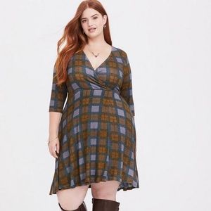 NWOT Torrid Outlander Tartan Plaid Hacci Wrap dress
